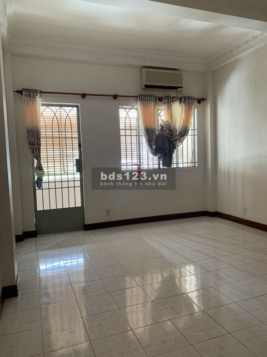 Mặt tiền D1, 4 sàn 100m2 gồm 6 phòng, 4wc, full máy lạnh, giá 35tr/th