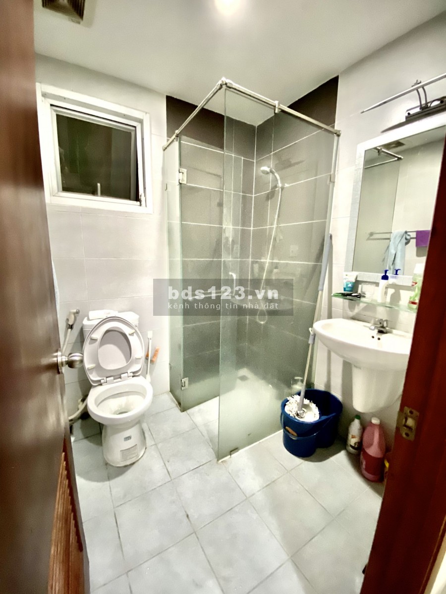 Cần cho thuê gấp căn hộ chung cư Ngọc Phương Nam đường Âu Dương Lân, Quận 8, Diện tích: 120m2, 3 phòng ngủ