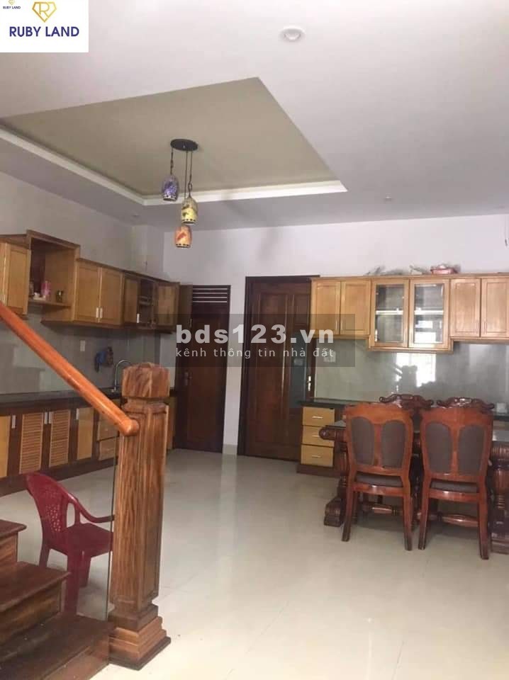 Nhà 3 Tầng Hoàng Quốc Việt Kiệt 6m, 111m2 Giá Chỉ 4,1 tỷ