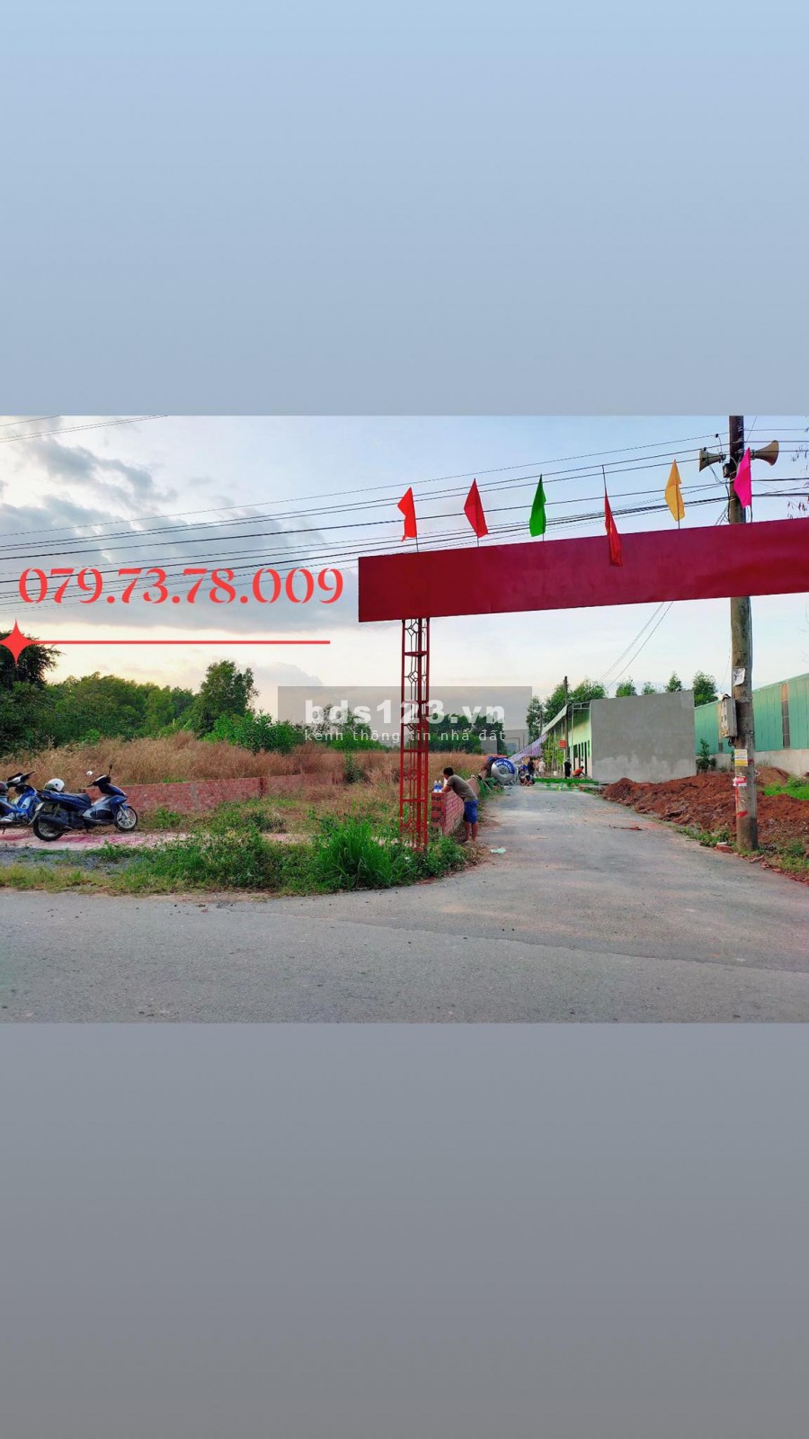 Đất 2 mặt tiền đẹp nằm ngay chợ an viễn sổ riêng thổ cư 100% thích hợp kinh doanh quán ăn hoặc phòng trọ