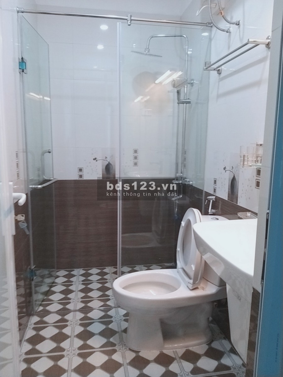 BÁN GẤP NHÀ TRUNG TÂM MỸ ĐÌNH 59m2 MẶT TIỀN 4,9m THANG MÁY VỈ HÈ Ô TÔ KINH DOANH