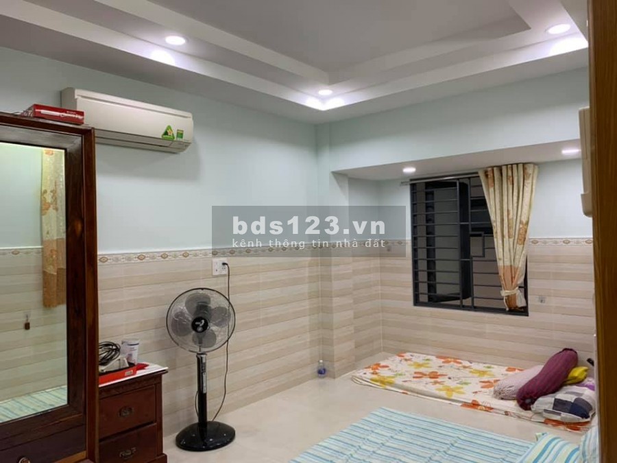Bán nhà MT Bùi Thị Xuân, 95m2(5x19), 4 tầng, Giá chỉ 12.5 tỷ, Khu KD tấp nập LH: 0914648319