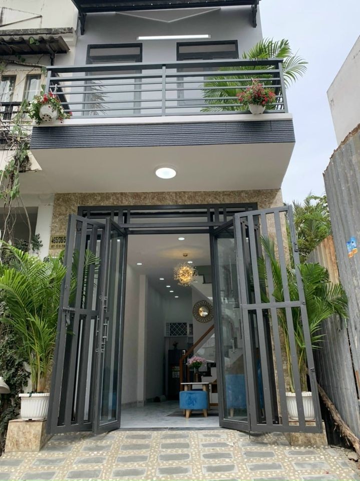 Bán nhà 2295 hẻm hai chiếc xe hơi qua mặt