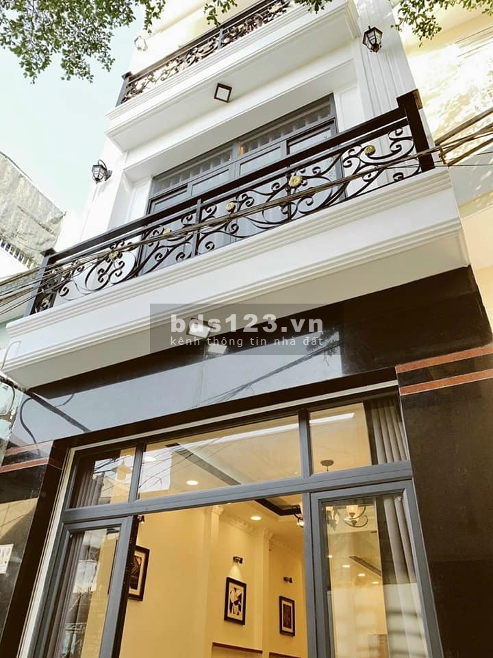 Chỉ 7,5 Tỷ có ngay nhà 4 tầng đúc thật ,Trần Hưng Đạo Quận 1, 45m2 9091336567