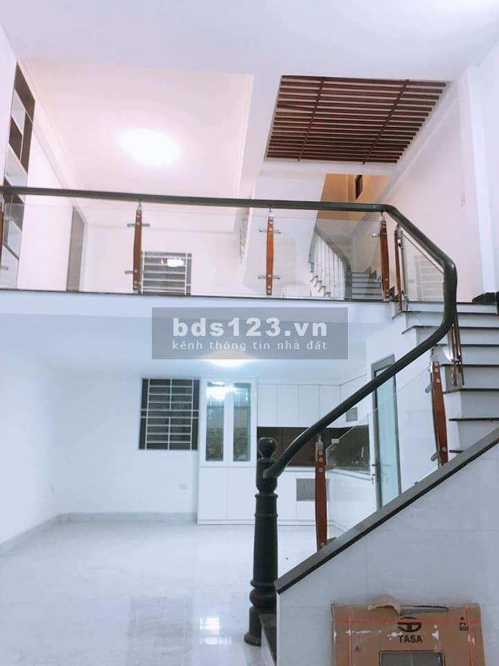 Bán gấp nhà kinh doanh 5 tầng 43m2 mặt tiền 4,8m tại Vạn Phúc - Hà Đông giá 5 tỷ