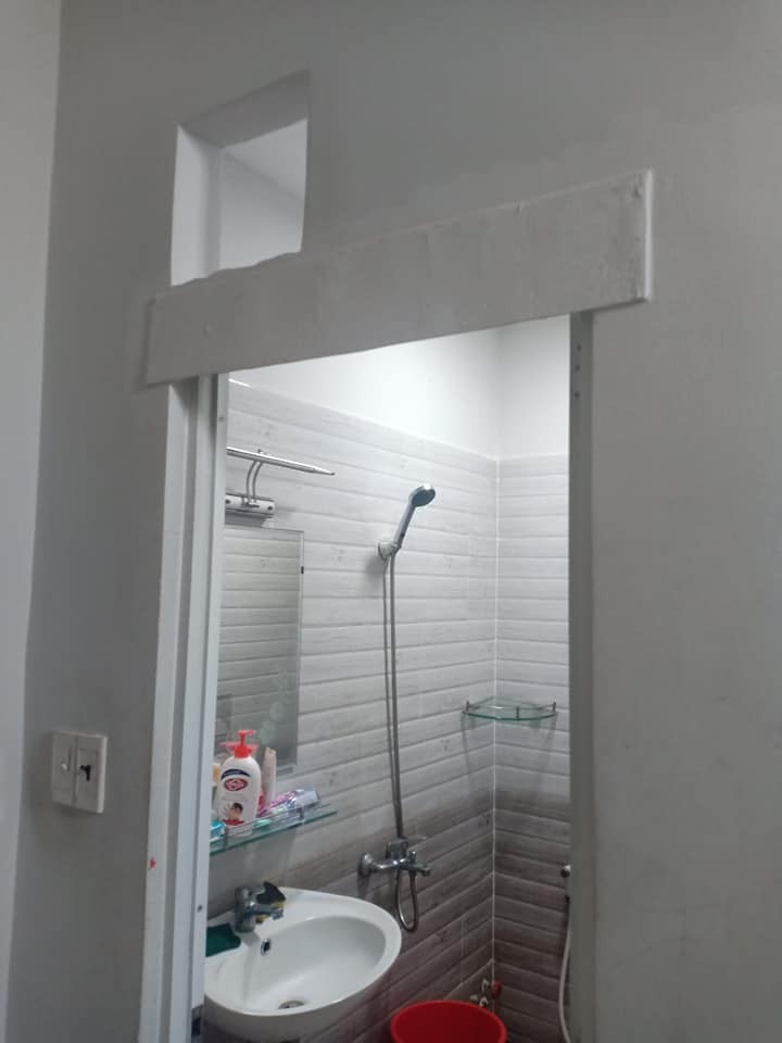 Bán nhà hẻm xe tải chưa qua đầu tư đường Cách Mạng Tháng 8, Tân Bình chỉ 6 tỷ 350 triệu