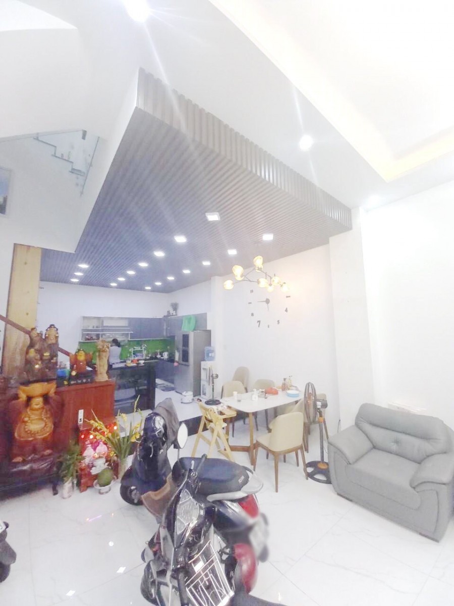 Nhà bán hẻm HXH 199 đường 3/2 Phường 11 Quận 10
