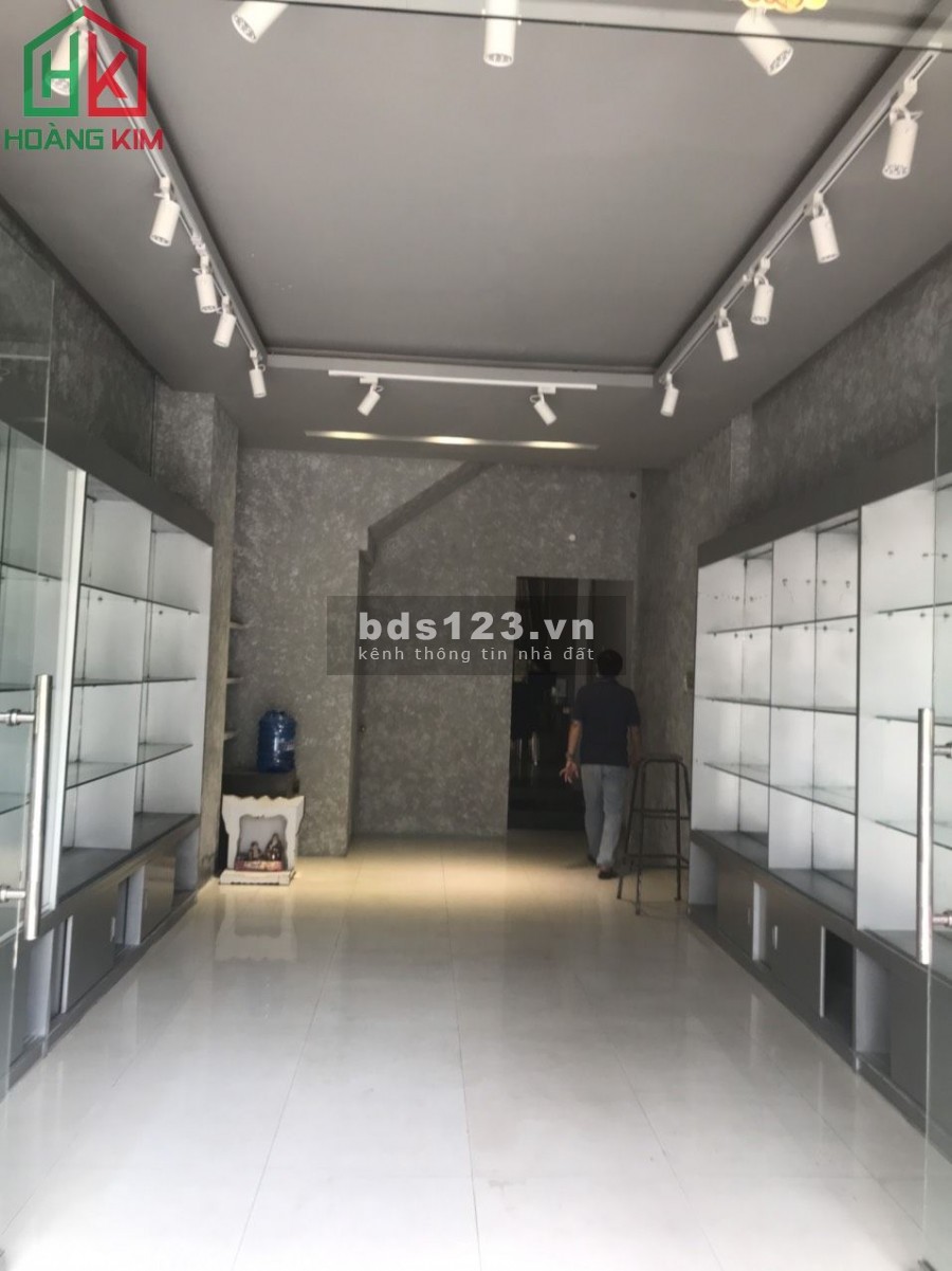 Cho thuê Nhà nguyên căn giá rẻ MT đường Bàu Cát Đôi, P14 Tân Bình. 4x18m.