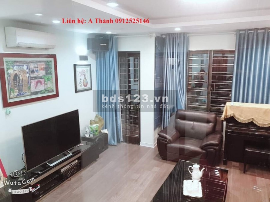 Chính Chủ Cần Bán Nhà Hoàng Văn Thái DT 105m*4 tầng giá 12 tỷ.