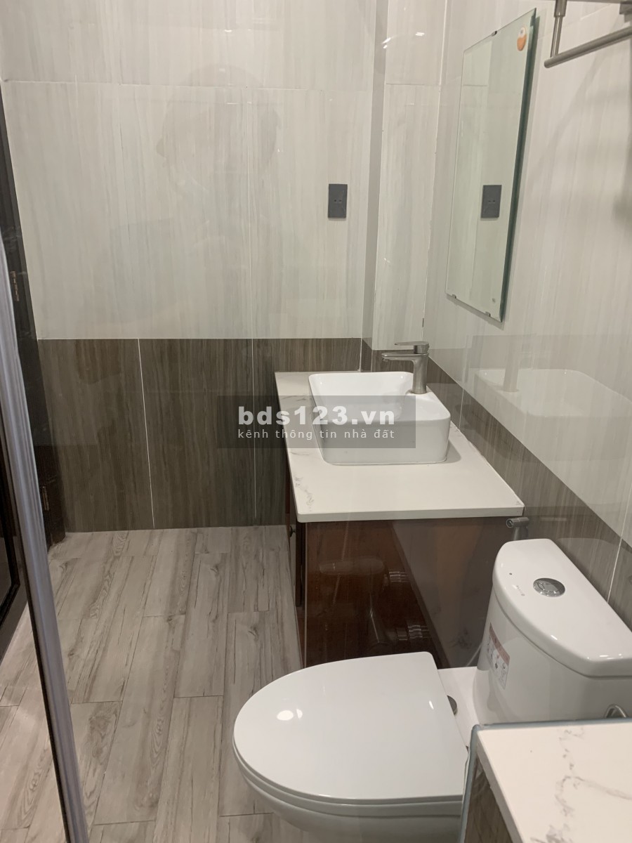 Cho Thuê Nhà Mặt Tiền D1 4x20, trệt, 3L - 35tr