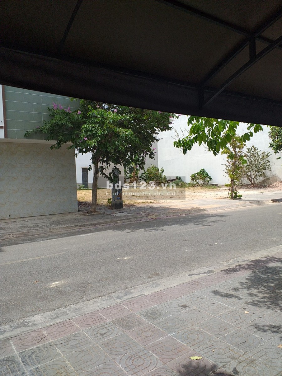 Bán đất mặt tiền Nguyễn An Ninh, P Long Hương, TP Bà Rịa