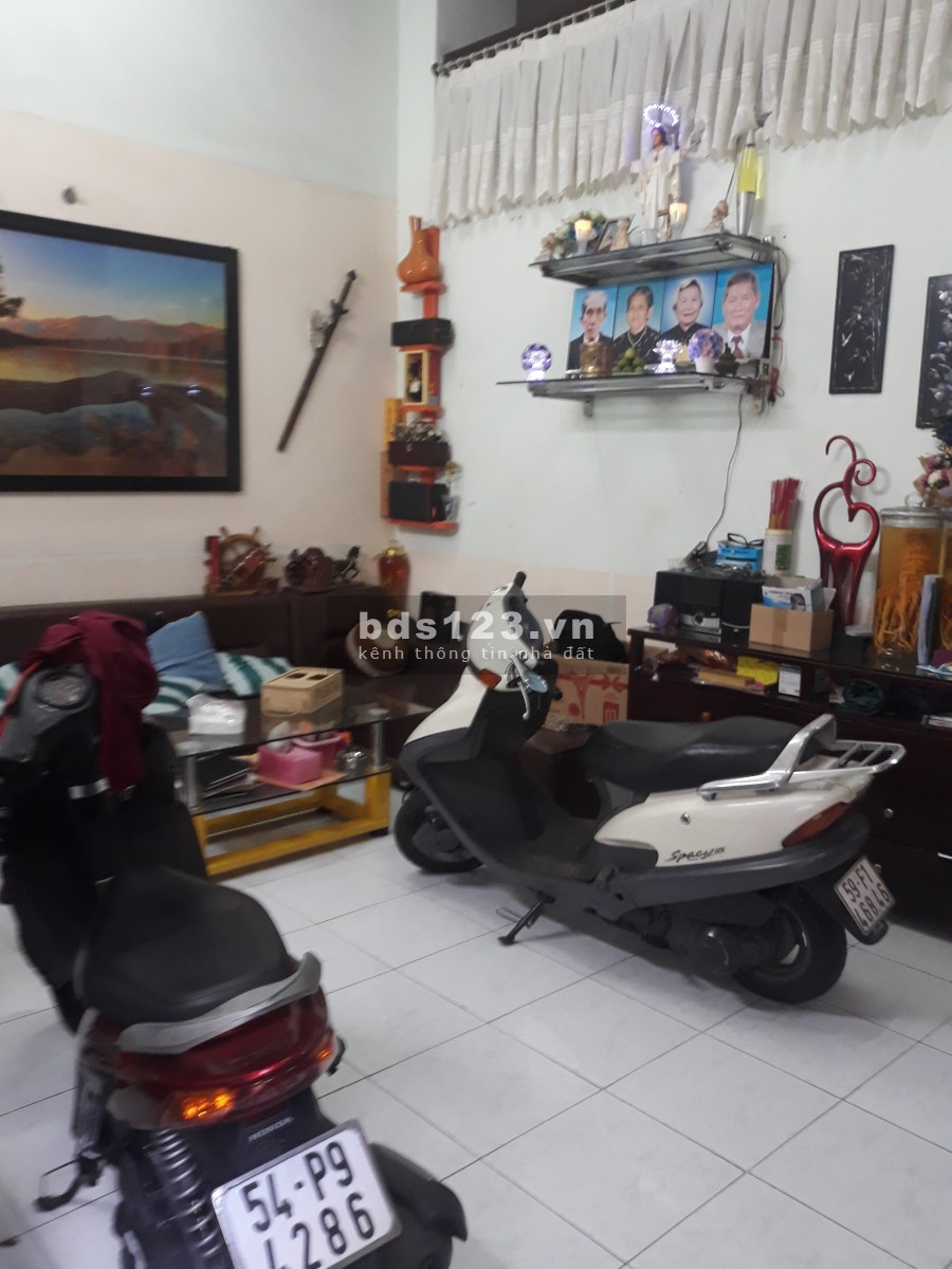 Nhà hẻm 4m, an ninh, yên tĩnh, 48m2, 1 trệt, 3 lầu, P5, Q3,