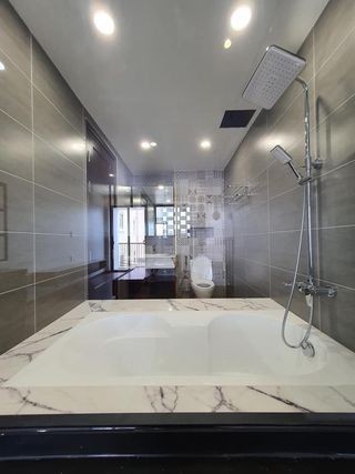 Chú Quang Bán gấp nhà 22/3K Trần Bình Trọng, Phường 1, Quận 5, 49M2, 3 Tầng đúc thật, giá 5 tỷ 8