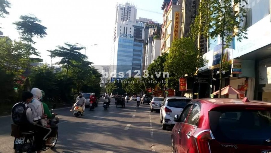 Siêu hiếm, Bán Đất Mặt Phố Nguyễn Hoàng, 480m2, 100 tỷ.