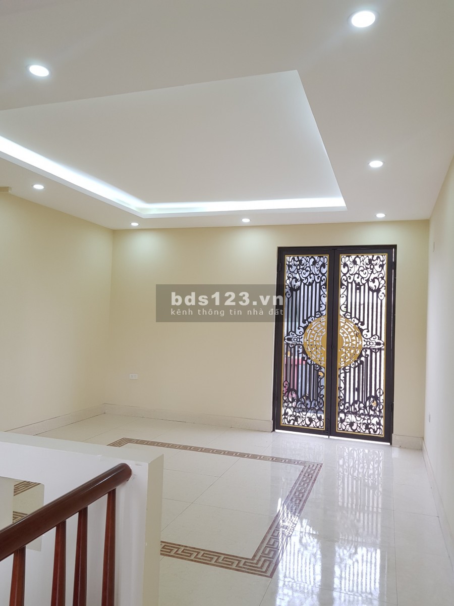 BÁN NHÀ NGỌC LÂM, LONG BIÊN - 50M x 5 TẦNG - ĐƯỜNG THÔNG, NHÀ ĐẸP Ở NGAY