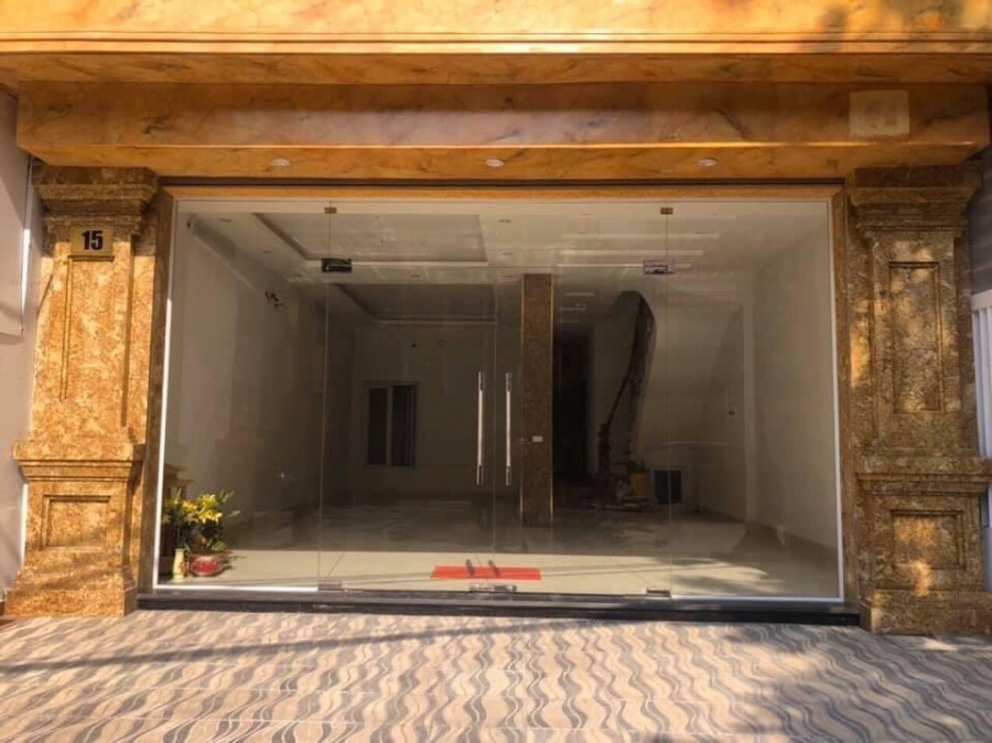 Hoa Hậu Mặt Phố 71m–Mặt Tiền 6.3m giá 2x tỷ Vĩa Hè 3m Kinh Doanh Vô Đối RoyalCity
