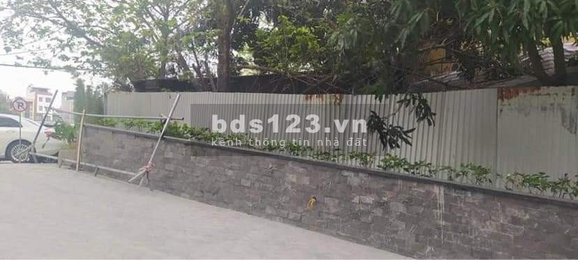 Hiếm Nhà Bán, mặt phố Trịnh Công Sơn, 200m2, C4, MT 10 Giá 33 tỷ