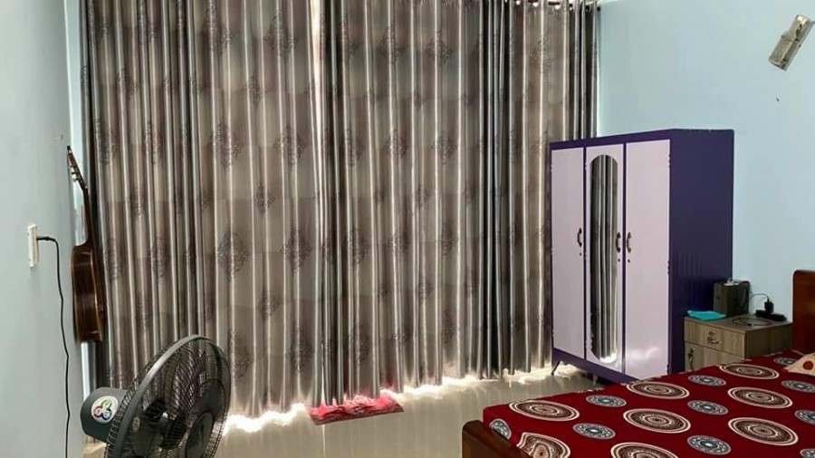 Bán nhà mới 3 tầng, mặt tiền chợ Trần Văn Quang, Tân Bình, 56m2 chỉ 6 tỷ 200