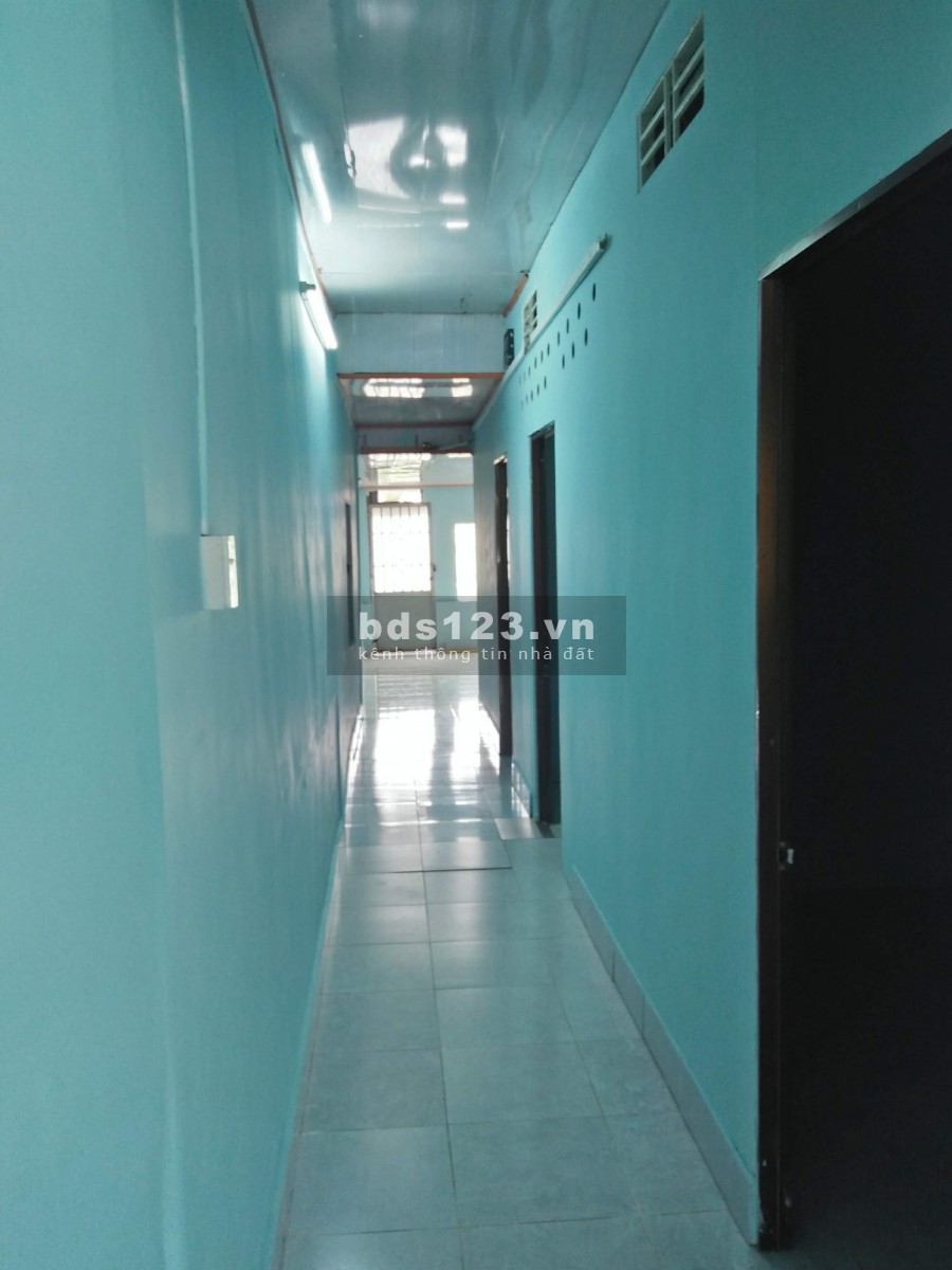 Tôi chính chủ cần bán nhà cấp 4, 72m2, 2 mặt tiền ở ấp 3 phước kiển, nhà bè đối diện đường trần thị Liền, khu làng đại học B.