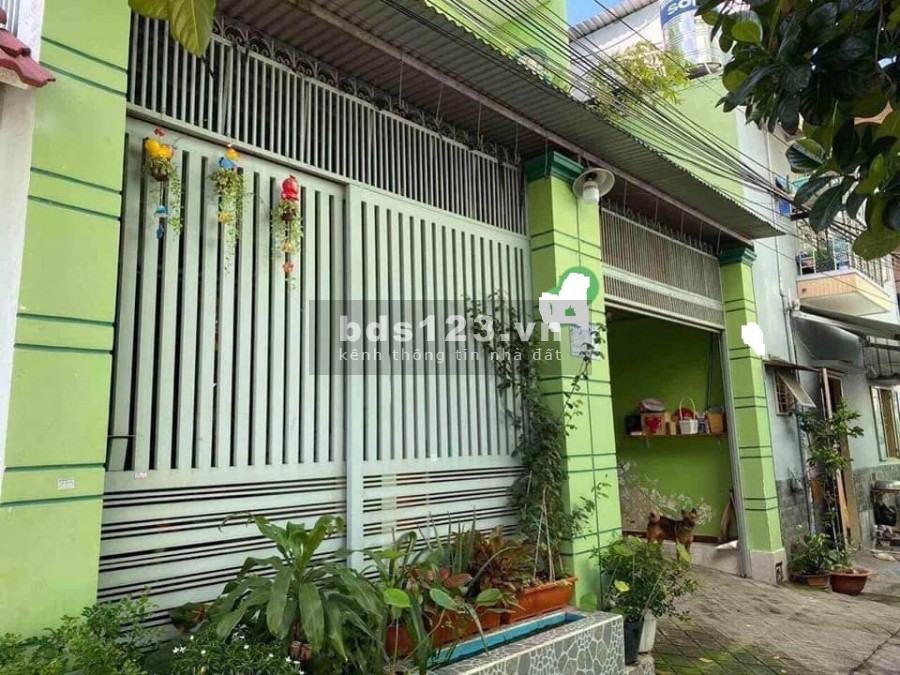 Nhà hẻm xe hơi vào nhà Thống Nhất gần THCS Nguyễn Du 70m2, 3PN
