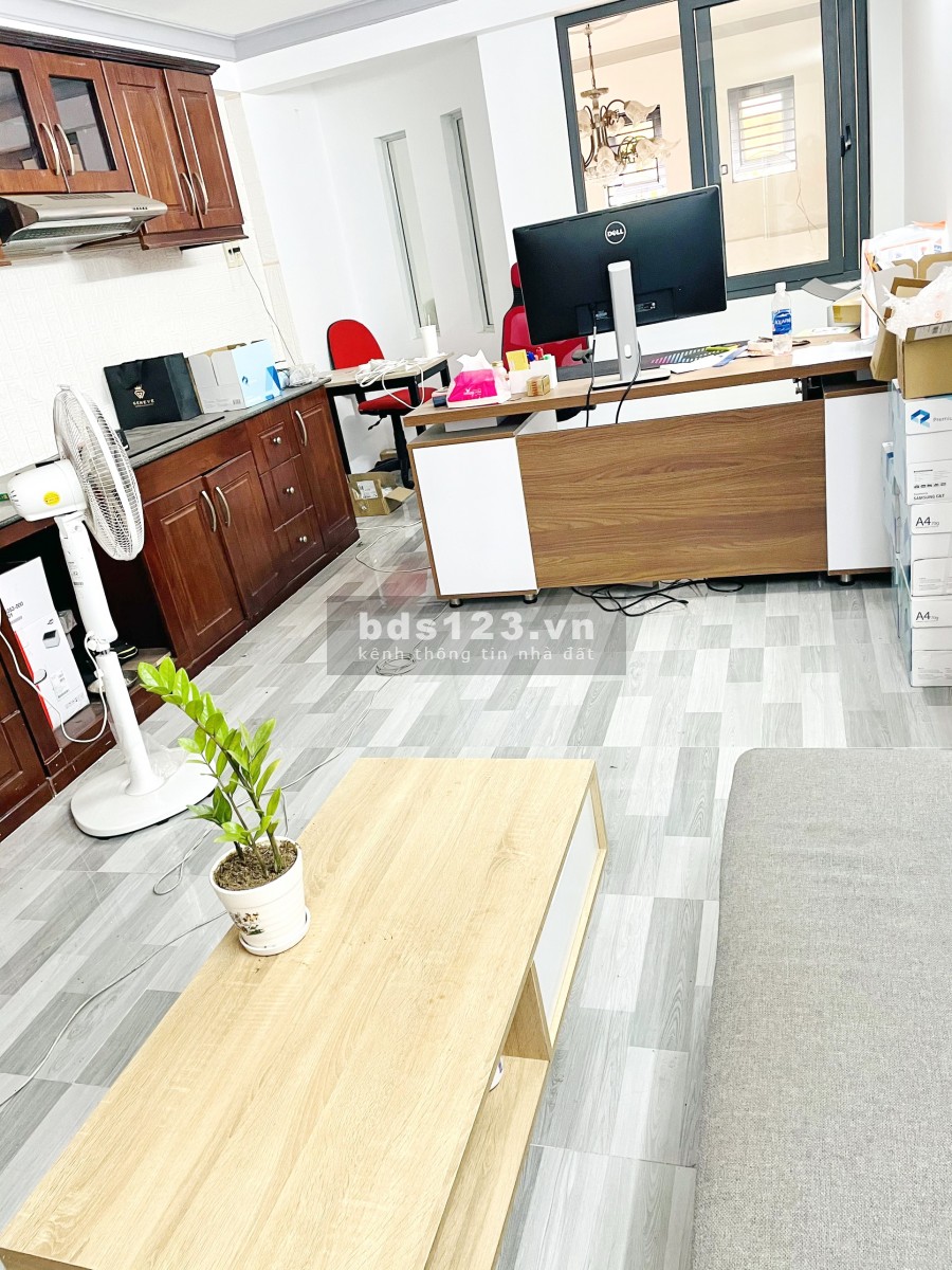 Bán nhà đẹp 3 lầu mặt tiền đường Nguyễn Đức Ngữ Phường 4 Quận 8