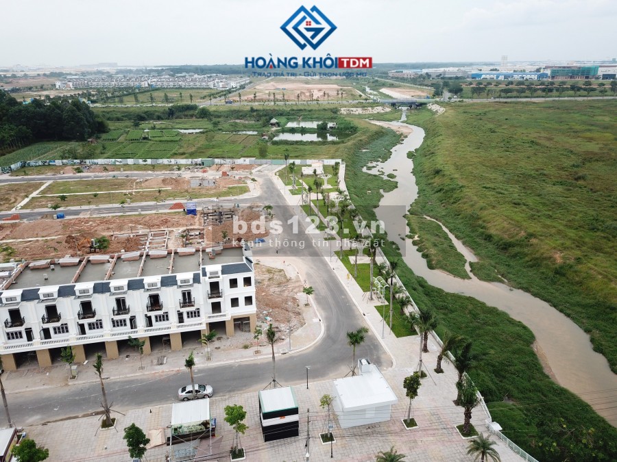 Cần tiền đi mỹ nên bán gấp lô đất giá rẻ
