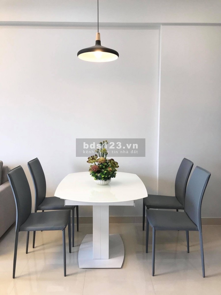 Cho thuê căn hộ 3PN đầy đủ nội thất Nội thất đẹp Nhà đẹp Tầng cao
