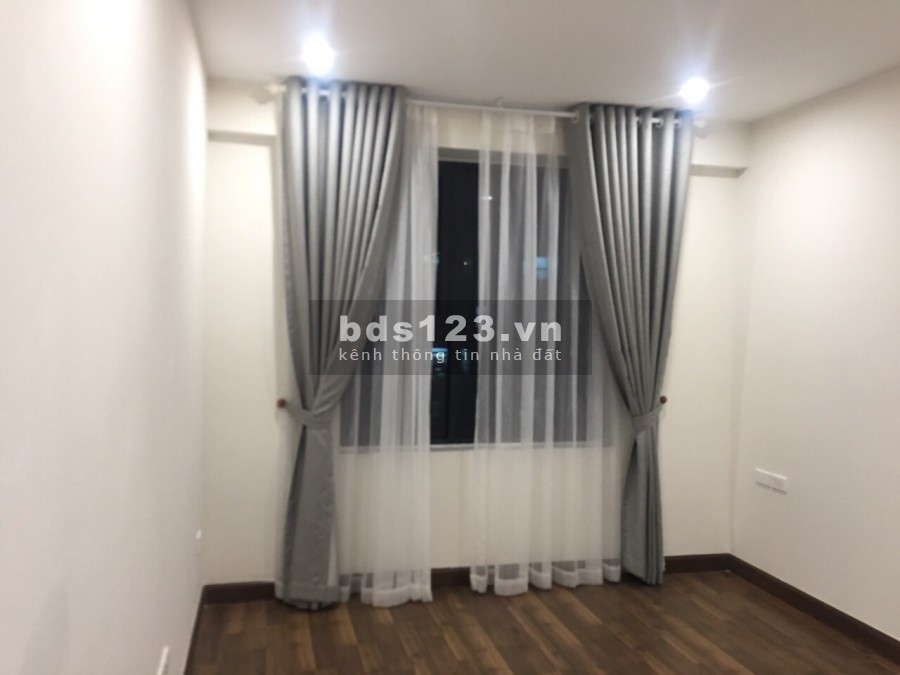 Gấp! Bán nhanh căn hộ CCCC Goldmark City 78m2, 2PN, 2VS với giá 2.35 tỷ(bao phí).