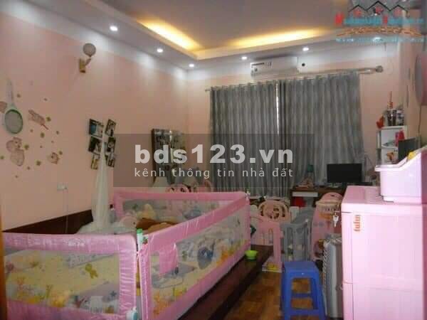 Mặt Ngõ Hồ Tùng Mậu ô tô, Kinh Doanh, (Bán Gấp) Nhà DT: 65m x 4T, MT: 5M. 6 Tỷ, Q Cầu Giấy.