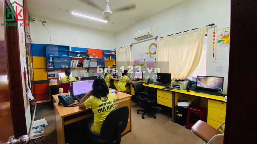 Cho thuê Biệt thự khu vip chuyên khu văn phòng công ty K300, Phường 12 Quận Tân Bình. - Diện tích 10x20m.
