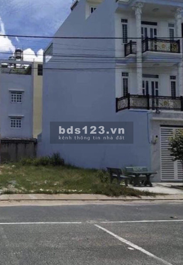 Đất thổ cư 100% ngay trường mầm non Bờ Tây, Nhà Bè, sát Q7 chỉ 1,5 tỷ đúng giá