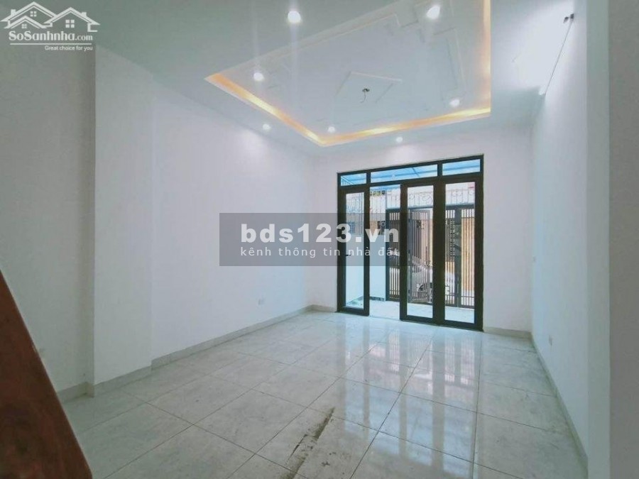 NHÀ AN ĐỒNG CÒN 2 CĂN DUY NHẤT SÂN CỔNG RIÊNG Ô TÔ ĐỖ TẬN CỬA CÁCH ĐƯỜNG MÁNG 100m