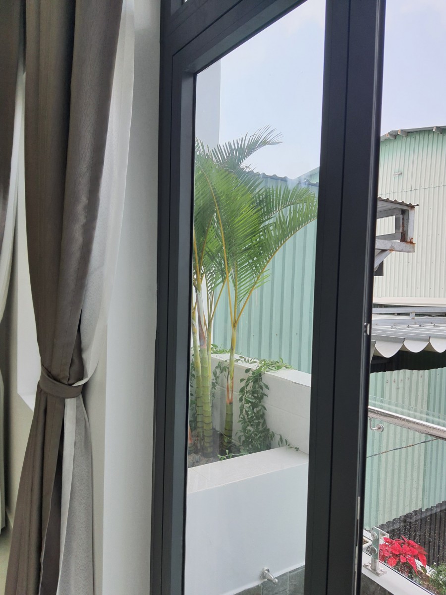 Bán NHÀ mới 100% kết cấu 1T+2L đúc 3 tấm mái bằng - 4,3 TỶ NỘI THẤT cơ bản đẹp