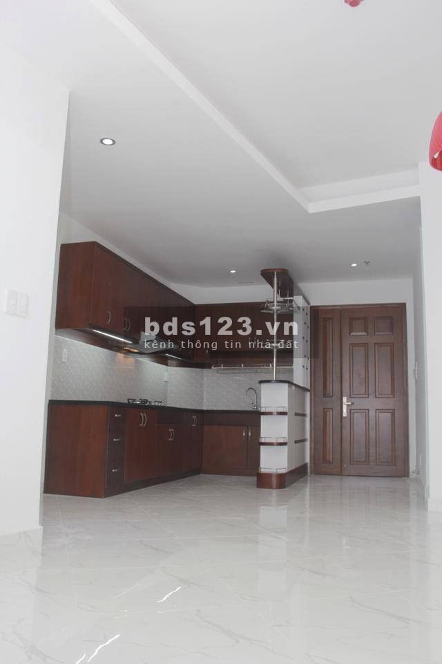 Cho thuê căn hộ Central Plaza Tân Bình, 3 phòng ngủ / 2WC nội thất cơ bản 15 Triệu Tel 0942.811.343 Tony (Zalo/Phone) đi xem nhiều căn 1 lần