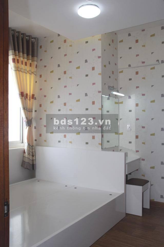Cho thuê căn hộ Central Plaza Tân Bình, 3 phòng ngủ / 2WC nội thất cơ bản 15 Triệu Tel 0942.811.343 Tony (Zalo/Phone) đi xem nhiều căn 1 lần