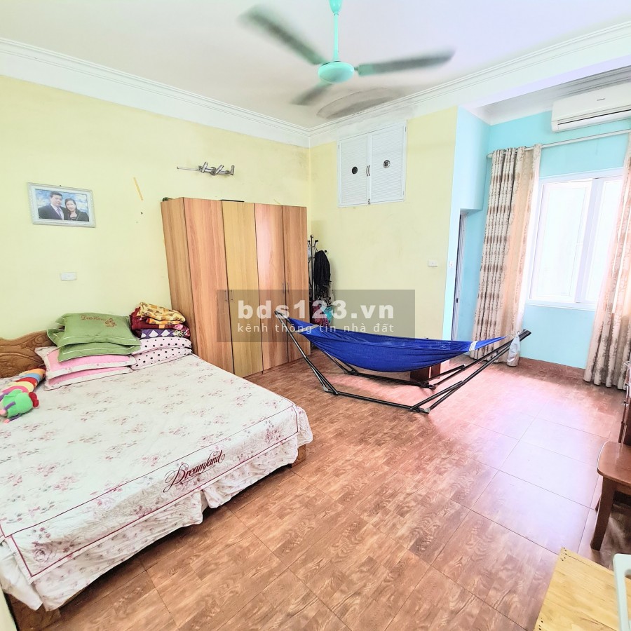 4 Tỉ 9 là Quá Rẻ Cho 1 Căn Nhà 81m2 , 4 tầng , Mt : 4,8m ở An Dương Vương