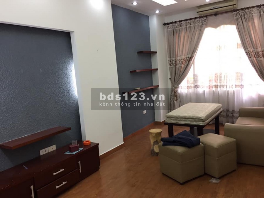 Siêu hiếm Hoàng Văn Thái 32m/6 tầng Ô TÔ vào nhà chỉ 4.5 tỷ.