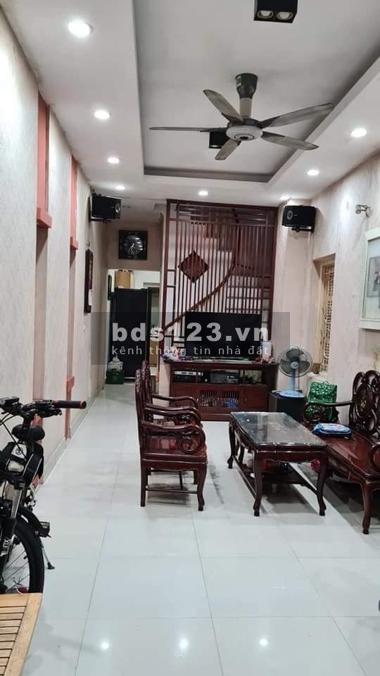 Gấp! Bán nhà đẹp phố Tây Sơn 42m2 mặt tiền 4m ngõ 3 gác