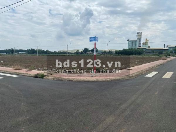 Cần bán lô đất trung tâm hành chính huyện đồng phú