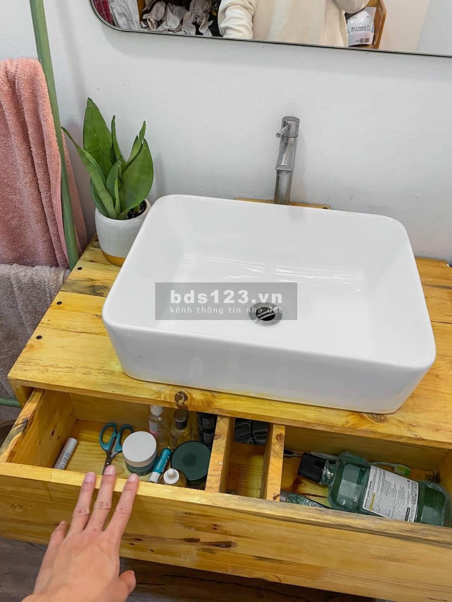 BÁN NHÀ: LÊ TRỌNG TẤN - LÔ GÓC – 3 MẶT THOÁNG – Ô TÔ TRÁNH – DT 42 M2 – GIÁ CHỈ 4,15 TỶ
