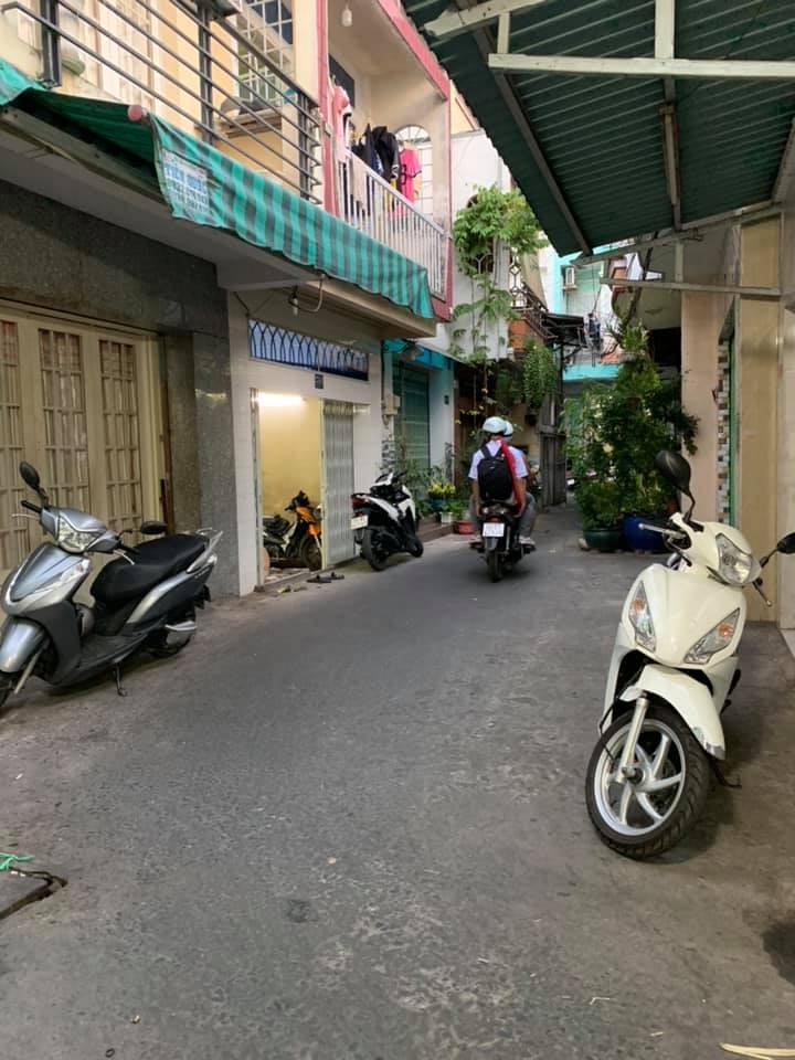 Cần bán nhà cấp 4 phường 5, quận 8.