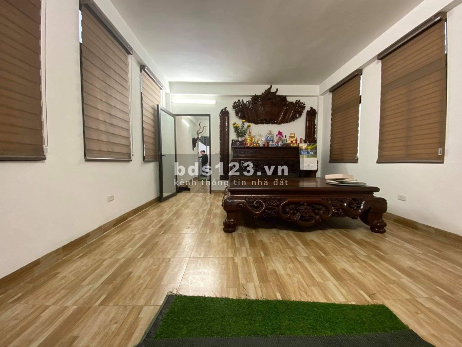 VỈA HÈ Ô TÔ TRÁNH THANG MÁY KINH DOANH - NHÀ CẦU GIẤY 72M 6T 12 TỶ