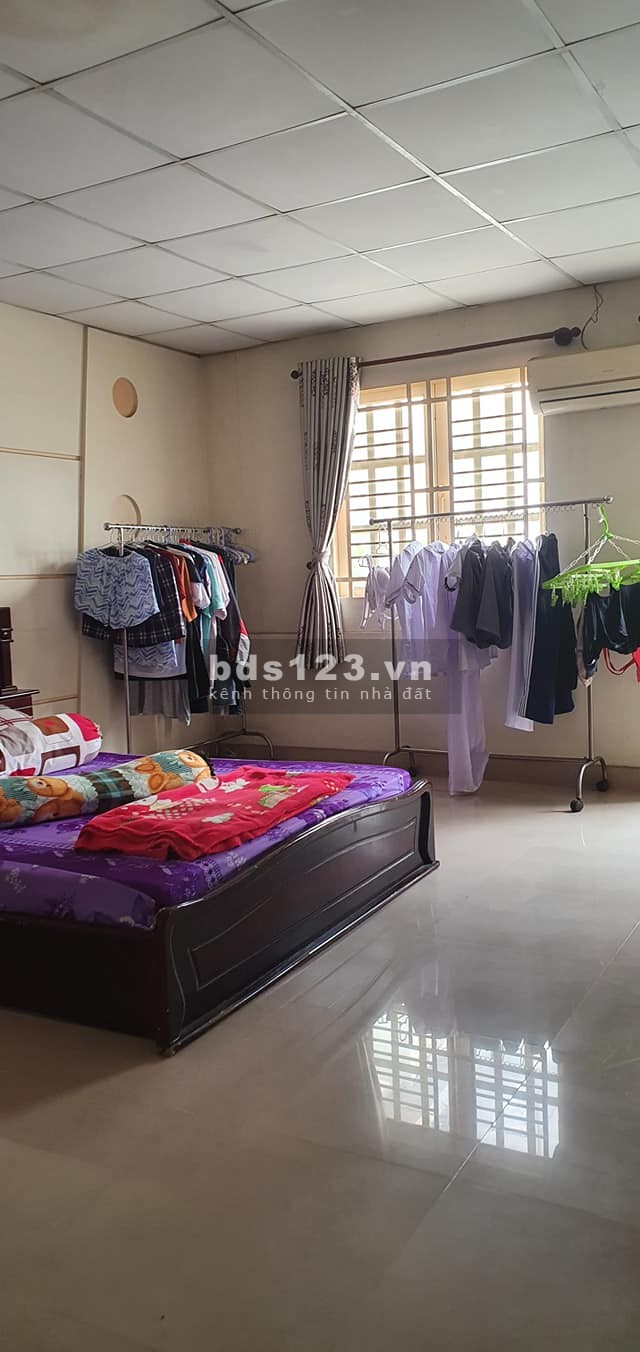 Bán nhà Lê Quang Sung, 3 tầng, ngang 4.4 dài 13m, chỉ 5.5 tỷ