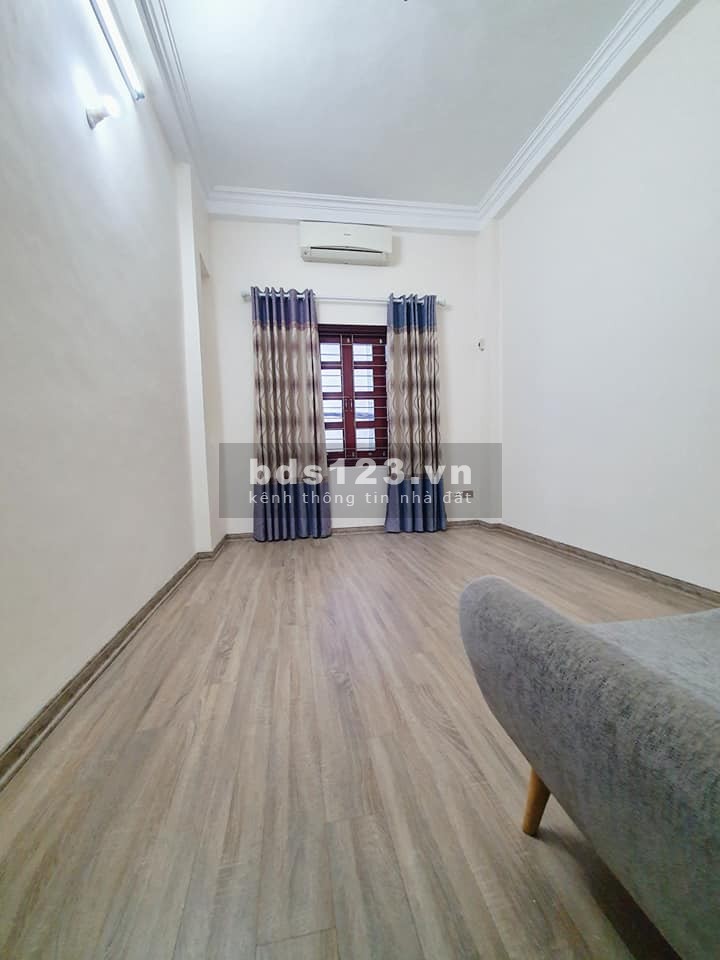 Bán nhà Định Công 35m2 x 5 Tầng giá chỉ 2,8x tỷ
