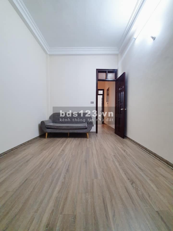 Bán nhà Định Công 35m2 x 5 Tầng giá chỉ 2,8x tỷ