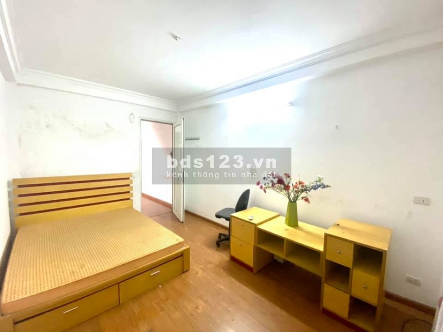 Chủ bán gấp nhà Lý Sơn,Long Biên 74m2, phân lô đẹp, chỉ 5.85 tỷ,về ở luôn.