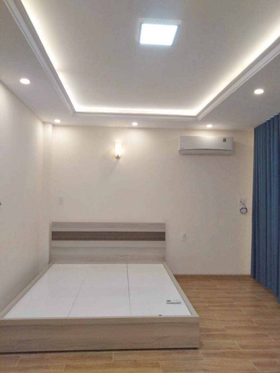 Bán gấp nhà mặt tiền Chu Văn An, Bình Thạnh, nhà đẹp giá tốt, 50m2, 2 tầng, 3PN + 2WC.