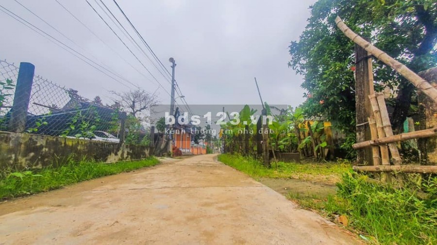BÁN GẤP LÔ ĐẤT XÓM 2 DƯỠNG MONG GIÁ CHỈ 13 TRIỆU/M2. S=116 M2. LH 0702_788_074