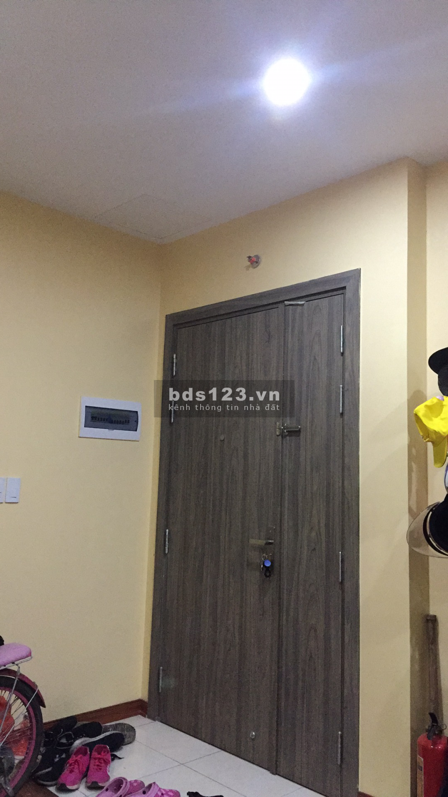 MẶT TIỀN RỘNG THOÁNG - NGÕ THÔNG RỘNG Ô TÔ VÀO ĐƯỢC ĐẾN CỬA