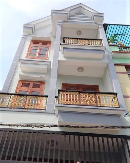 Tìm chủ mới cho căn nhà đẹp 3 lầu giá sập sàn chỉ 2.35 tỷ LH 0399492606